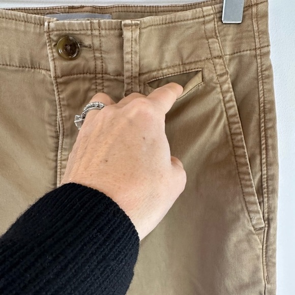 Everlane The Lightweight Relaxed Fit Chino Tan Khaki 0 - Picture 12 of 14